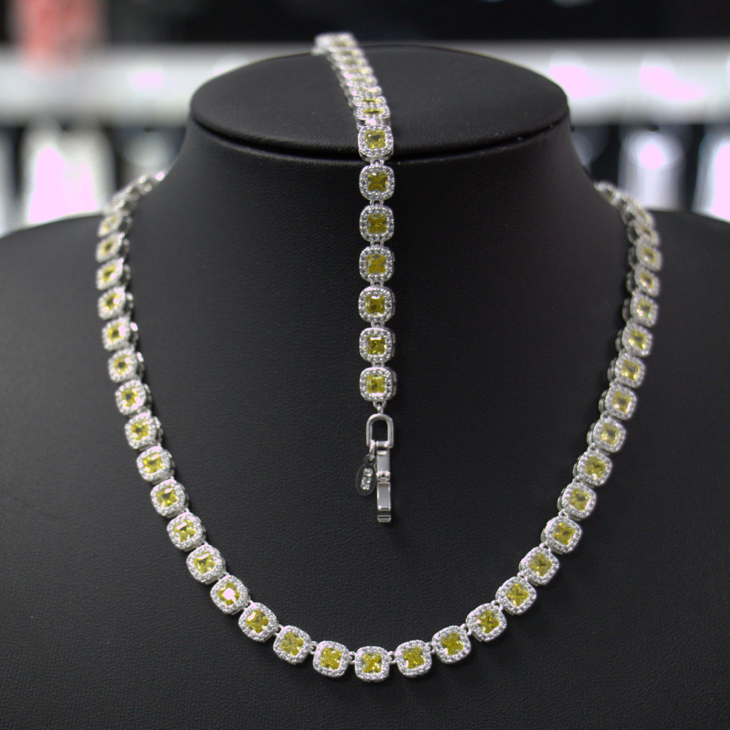 Lote de Collares de Plata con Microcircones Amarillos