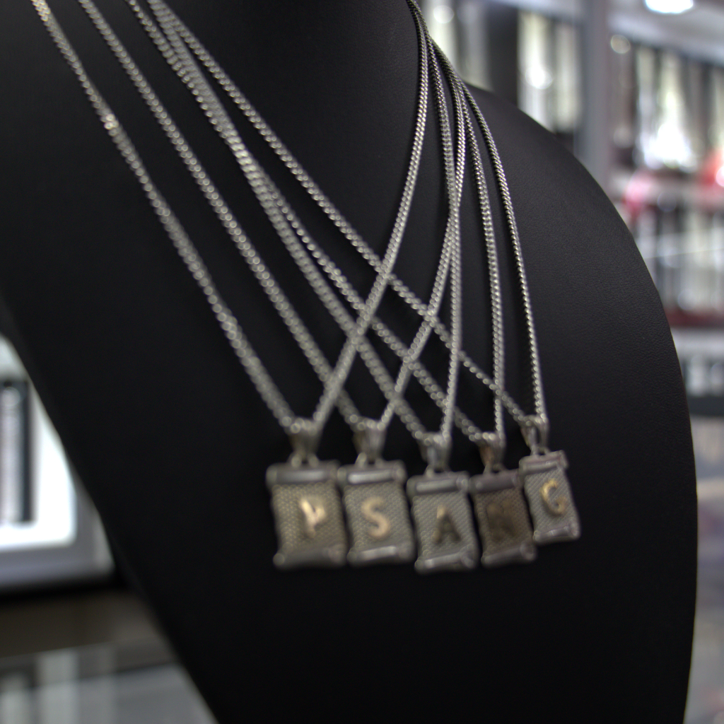 Lote de Cadenas de Plata con Letras – Diseños de Iniciales