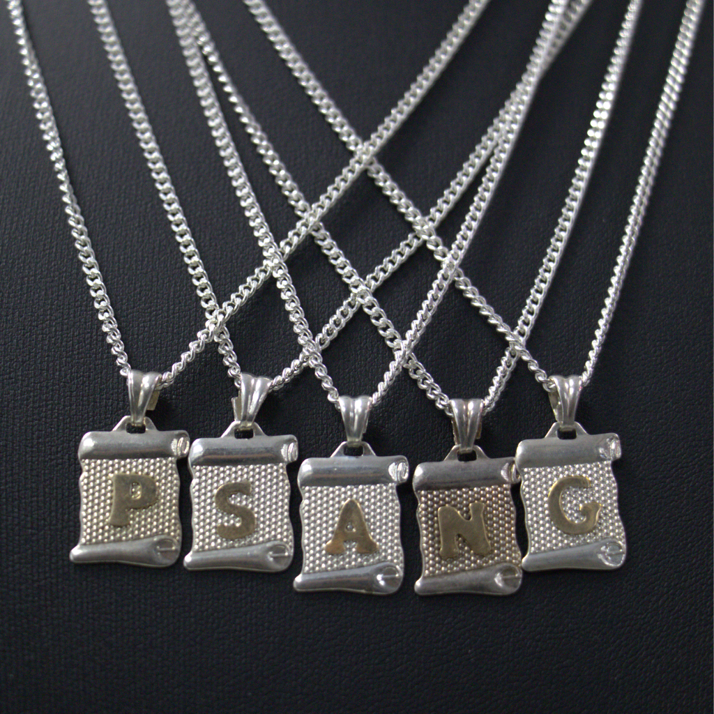 Lote de Cadenas de Plata con Letras – Diseños de Iniciales