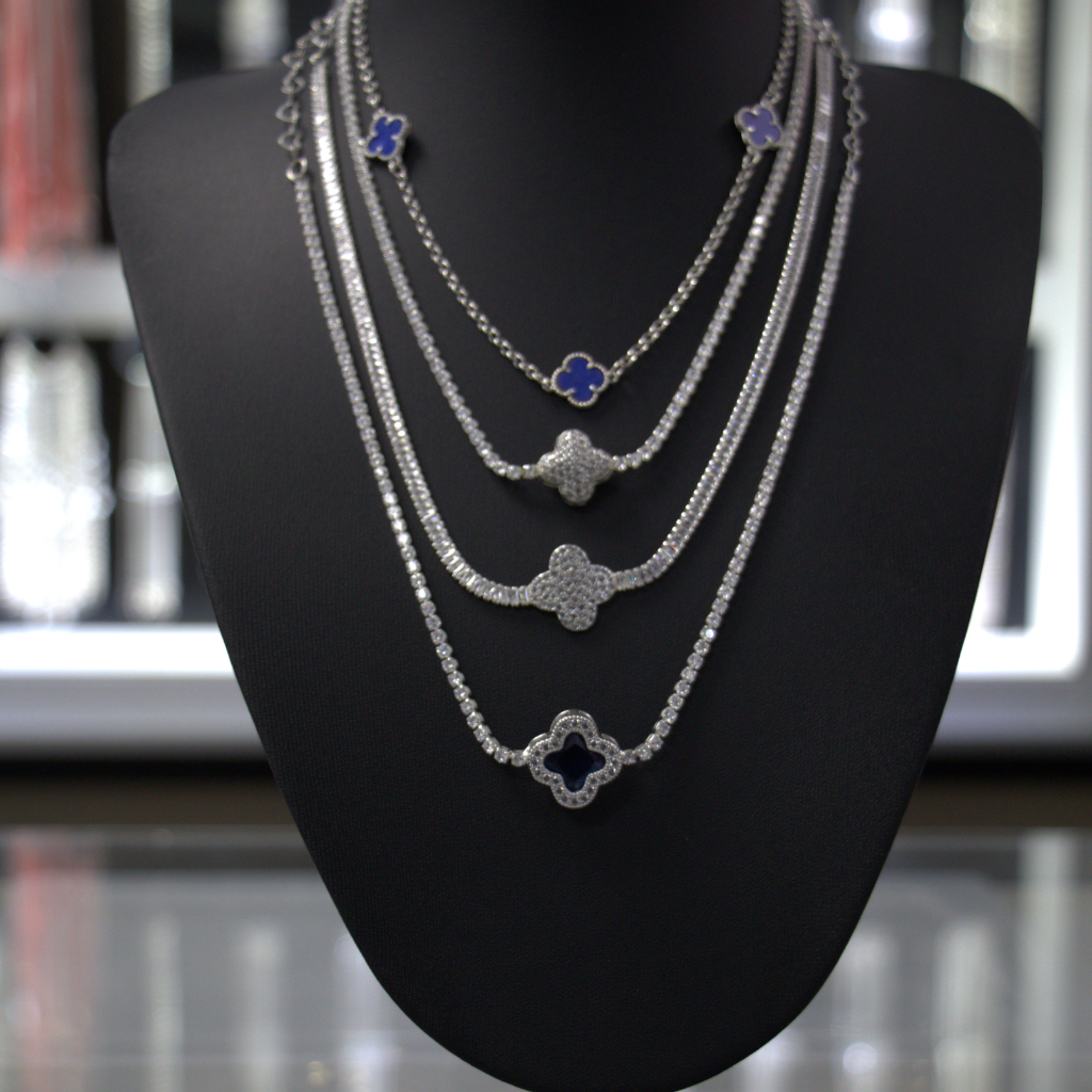 Lote de Collares de Plata con Trébol – Diseños Surtidos