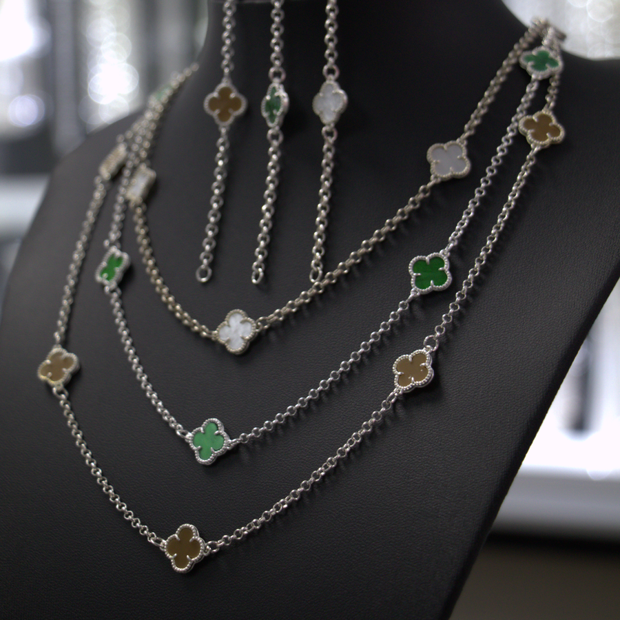 Lote de Cadenas y Pulseras de Plata con Tréboles