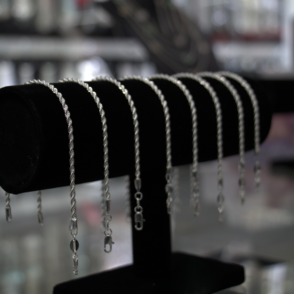 Lote de Pulseras Turbillón de Plata – Diseños Surtidos