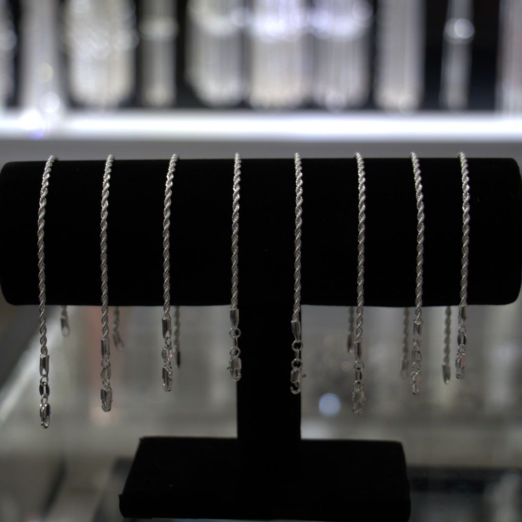 Lote de Pulseras Turbillón de Plata – Diseños Surtidos
