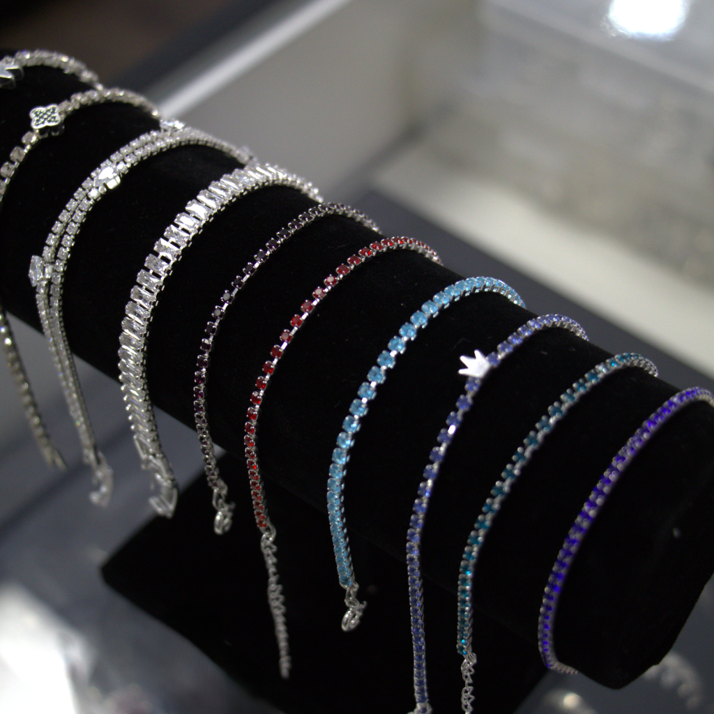 Lote de Pulseras de Plata con Microcircones de Colores