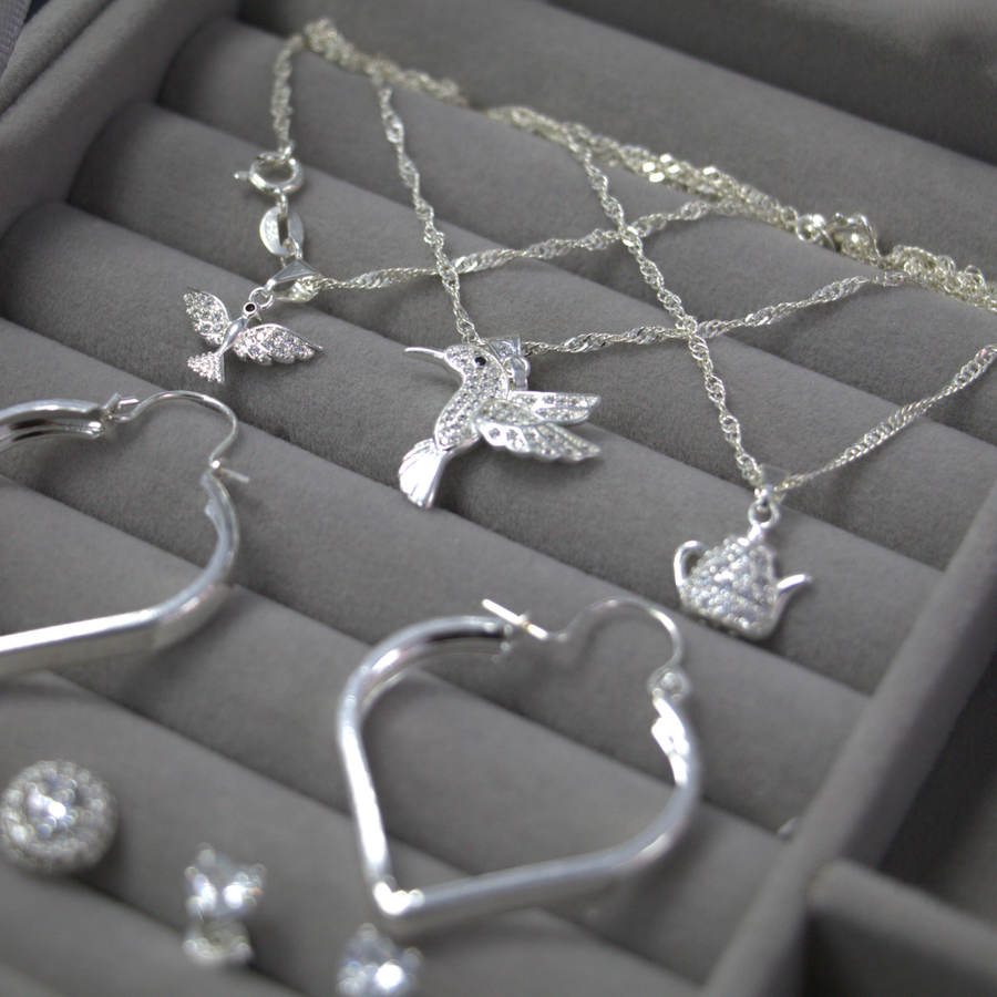 Lote de Collares y Aros de Plata para Mujer – Diseños Surtidos