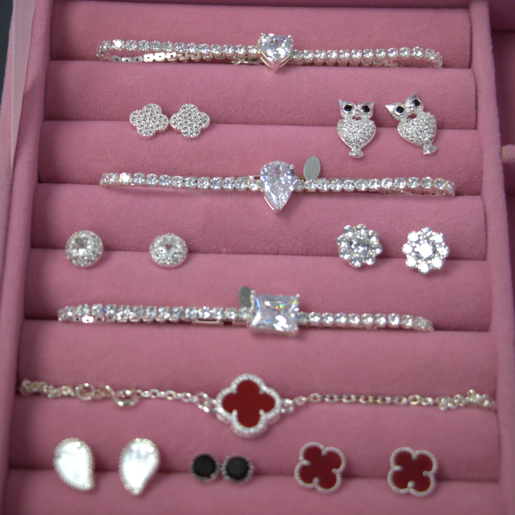Lote de Pulseras y Aros de Plata para Mujer – Diseños Surtidos